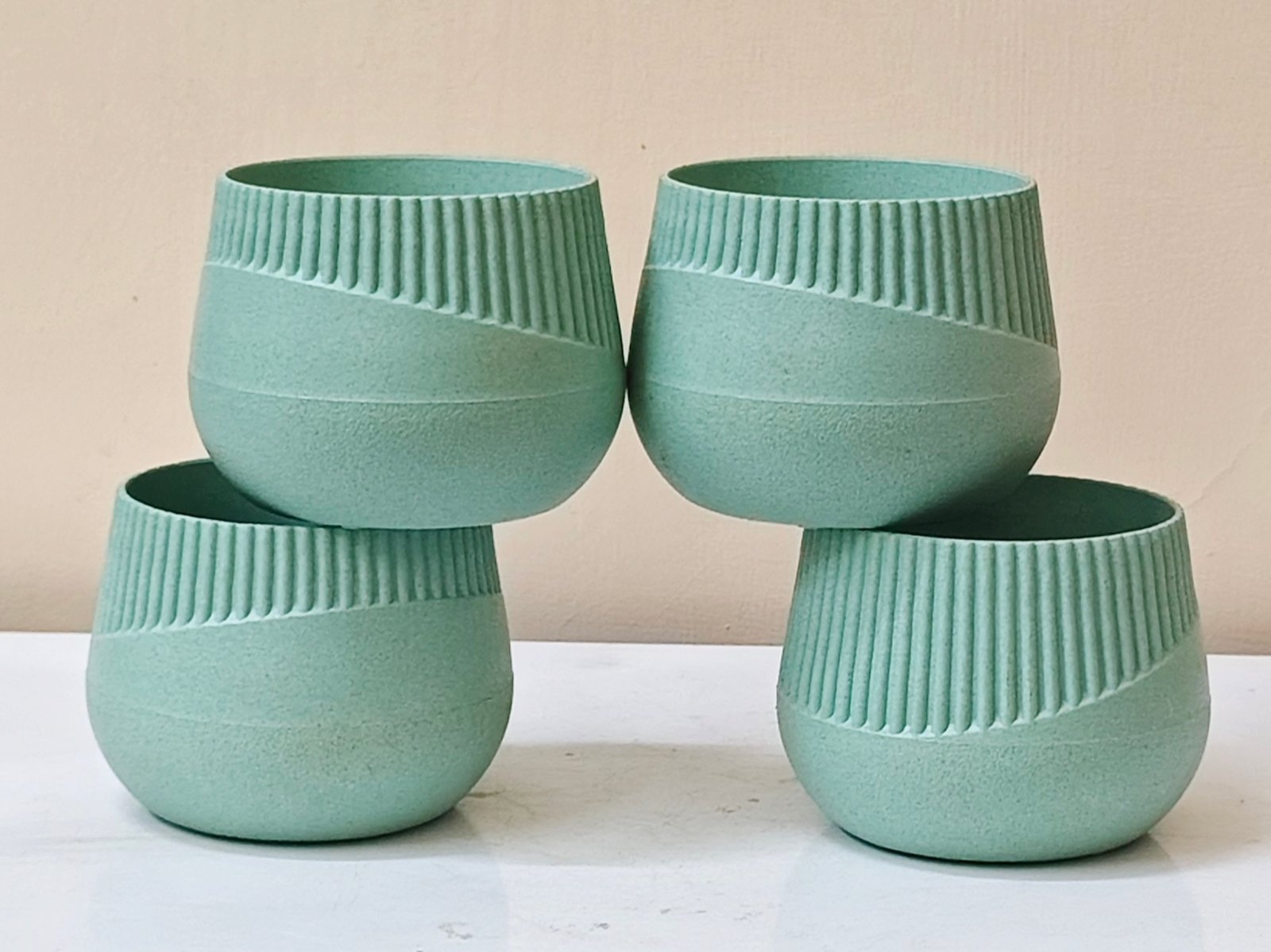 Earth-Friendly Oreo 4 inch small pots Celeste color
