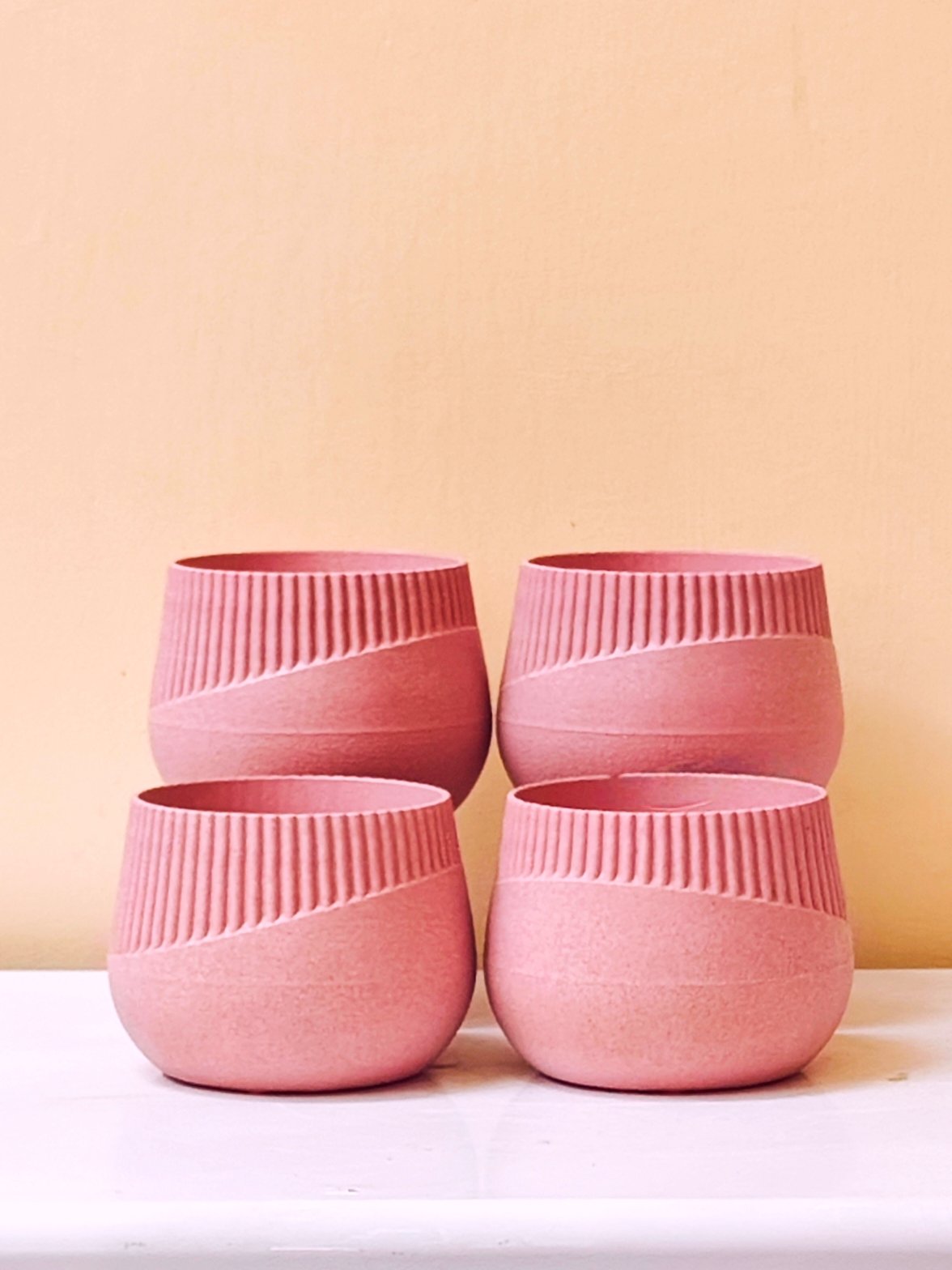 Earth-Friendly Oreo 4 inch small pots Innocent Color